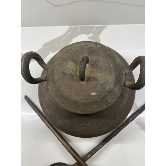 Antique Brass Heavy Fireplace Cooking Pot with stirring and serving spoons - Picture 3 of 10